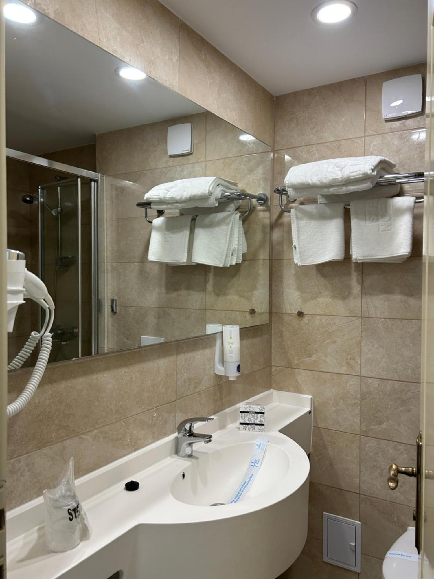 Hotel Agora Neptun Kültér fotó